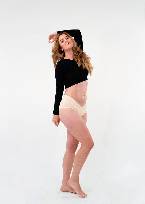 culotte menstruelle sans couture couleur nude vue de profil profil
